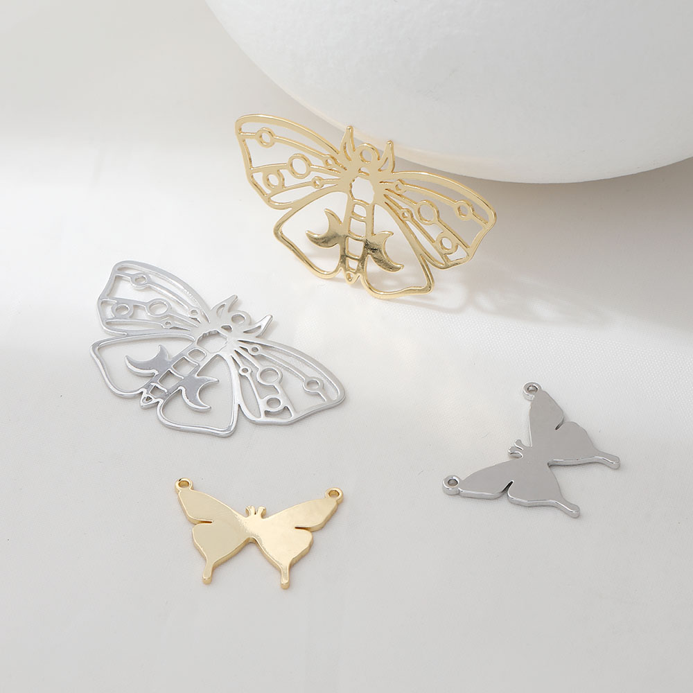 Feuille plaquée or 14K, Surfac - Butterfly Pendant Necklace avis et prix